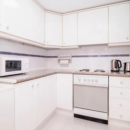 Orihuela 71 * Τορεβιέχα